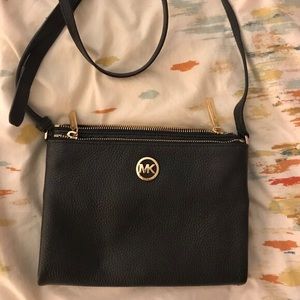 Michael Kors Fulton Crossbody (Black)